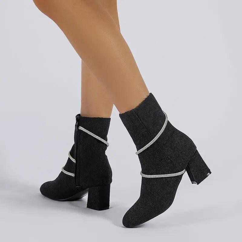 Renata | Supportive and fashionable orthopedic shoes
