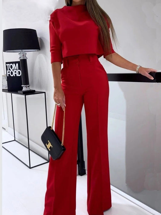 Johana | Elegant, casual top and trousers