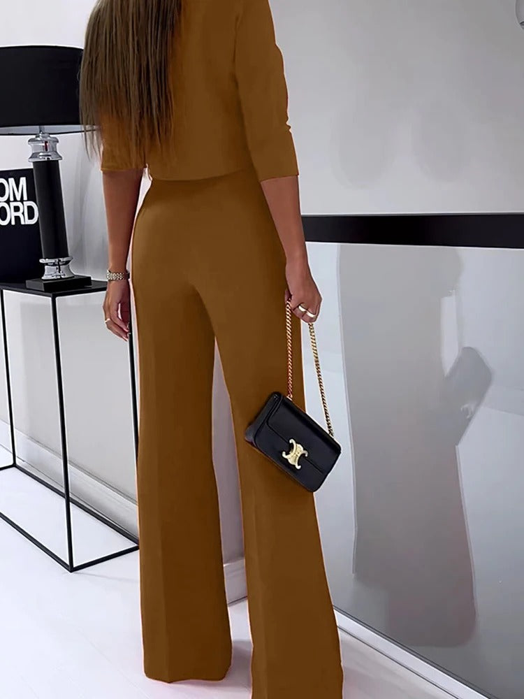 Johana | Elegant, casual top and trousers