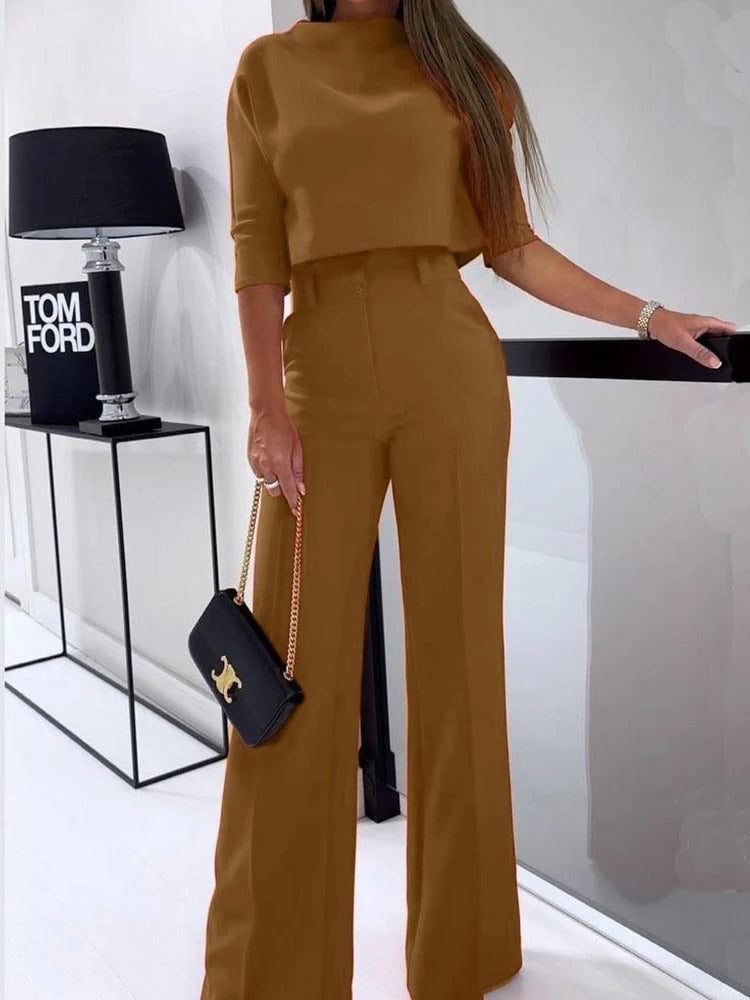 Johana | Elegant, casual top and trousers