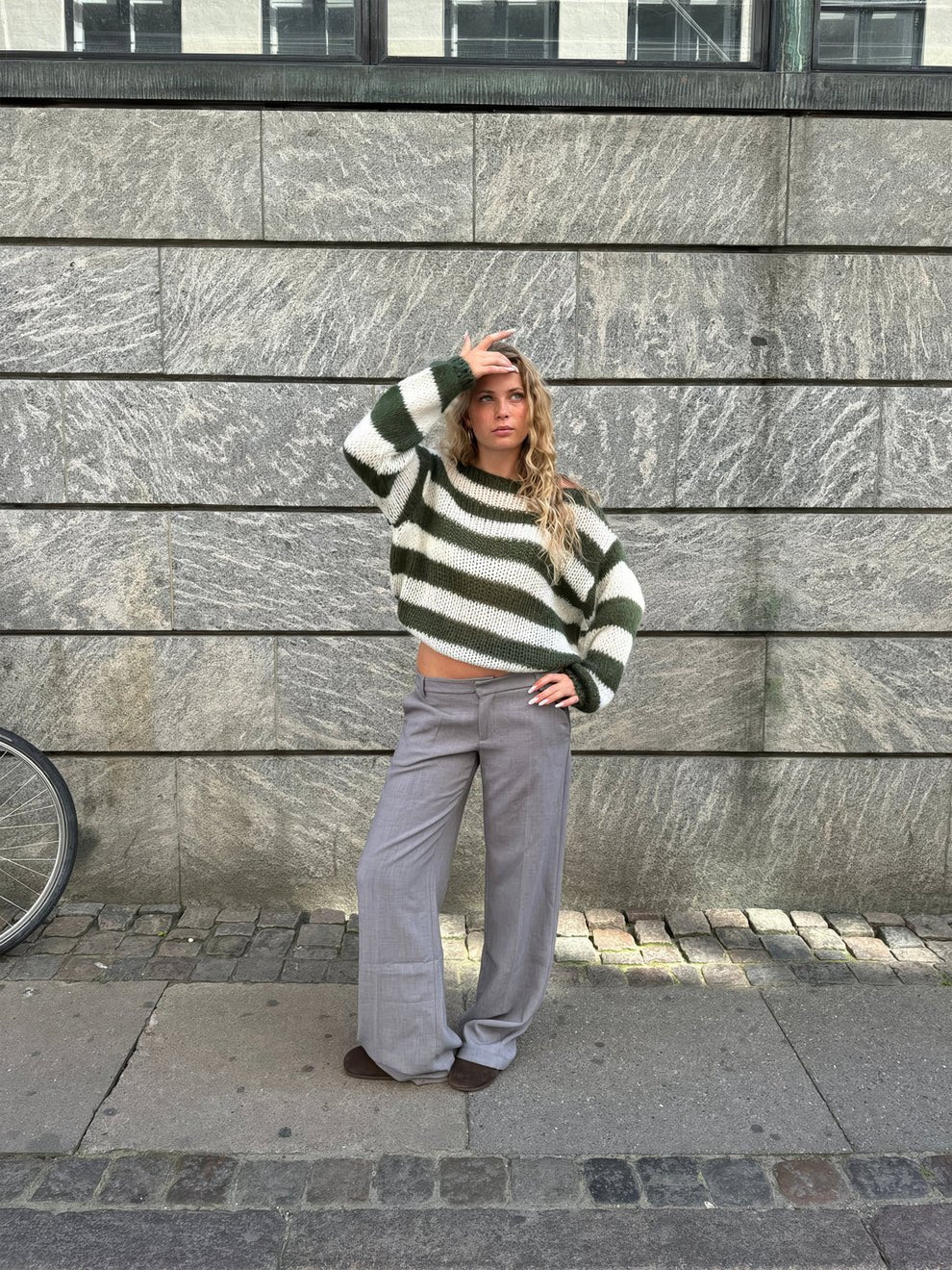 Victoria® | STRIPED SWEATER