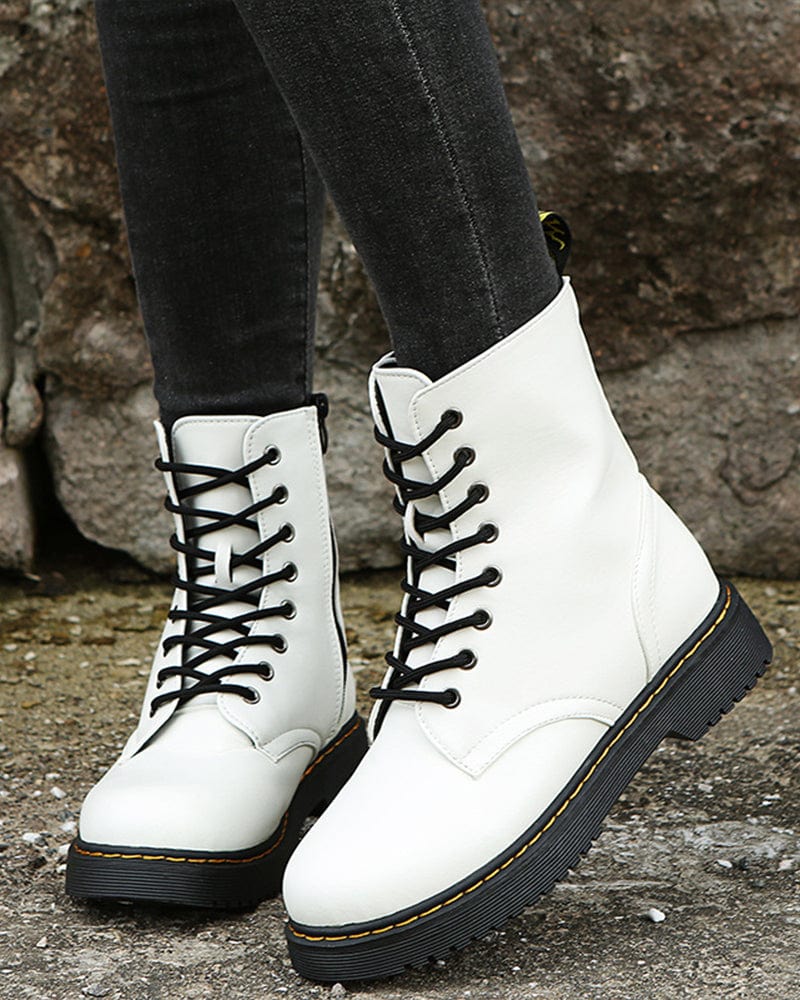 Tania | Casual, orthopedic cut boots