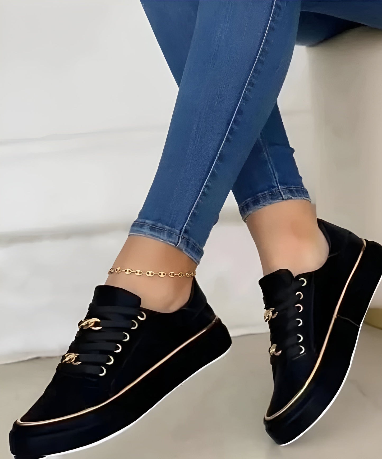 Patricia | Orthopedic Lace-Up Sneakers