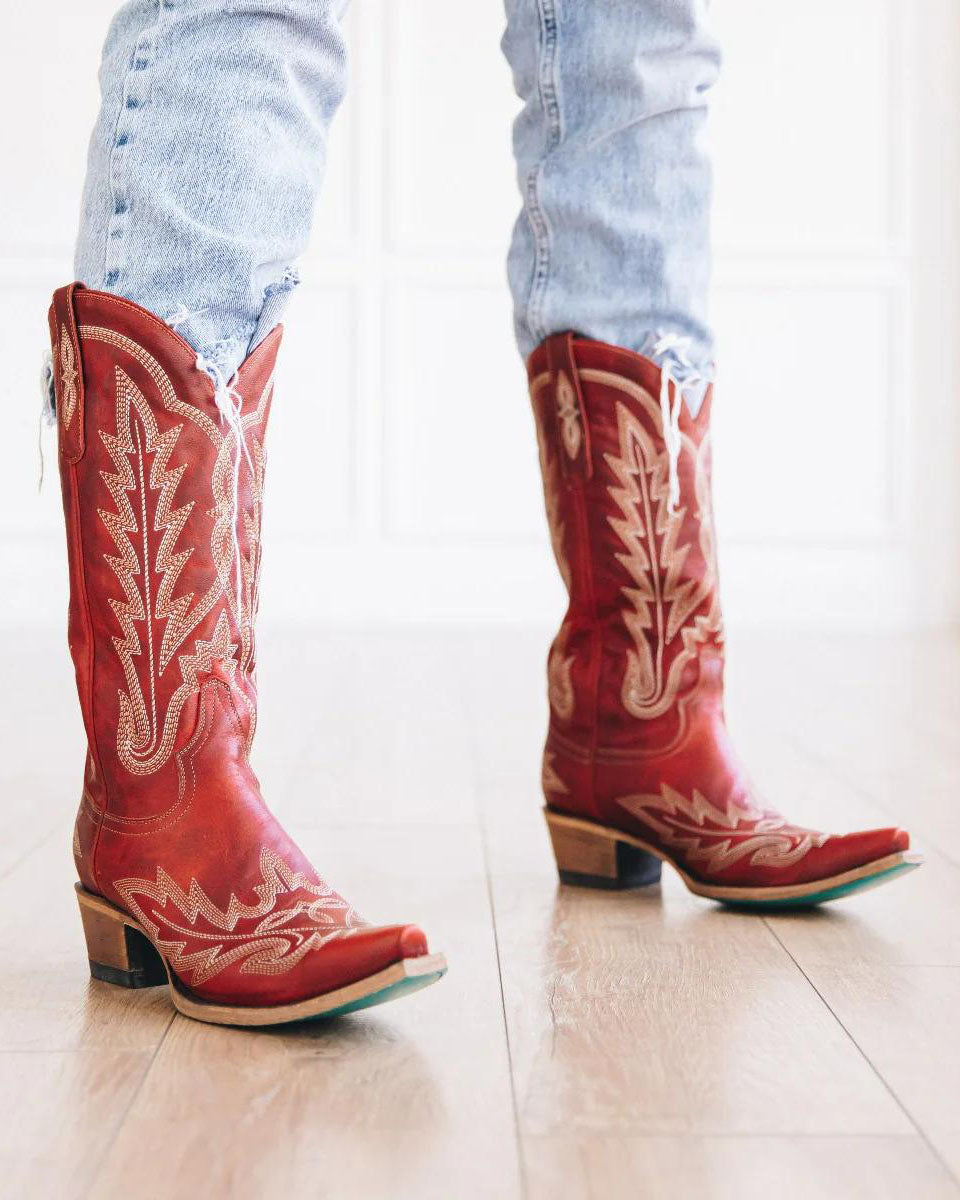 Waleska | Custom-made orthopedic casual boots.