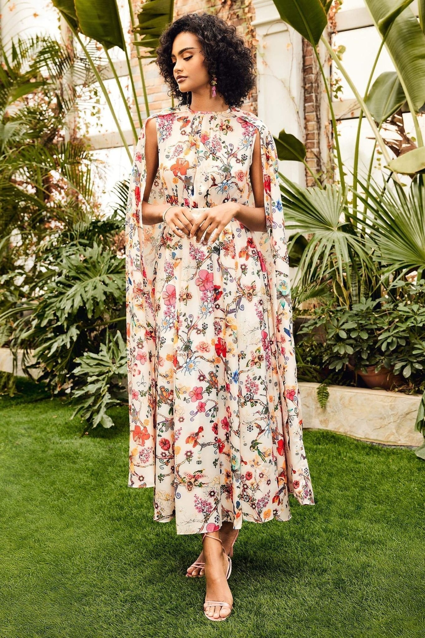 Gloria® | Round-Neck Cape-Sleeve Maxi Dress