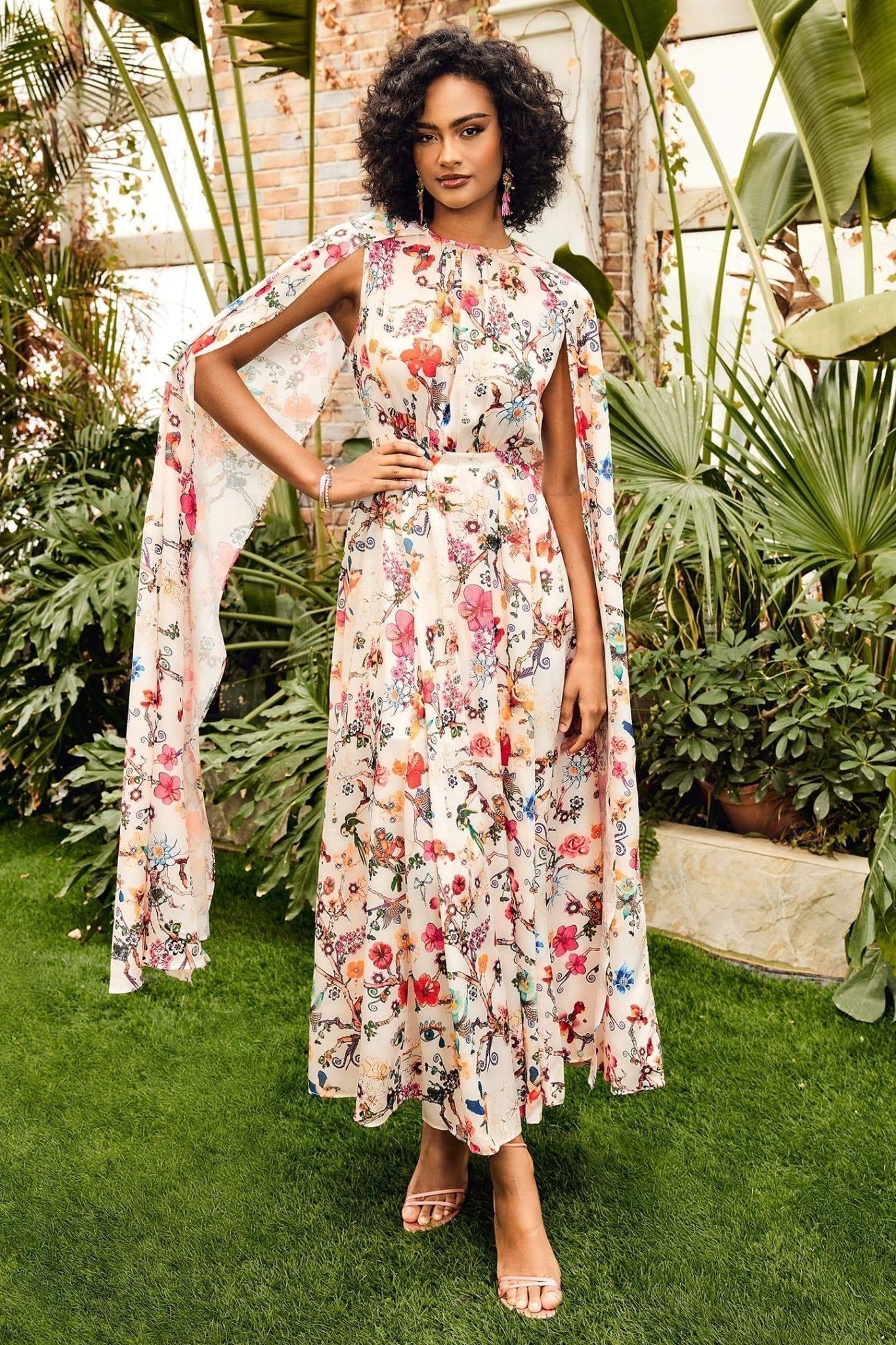 Gloria® | Round-Neck Cape-Sleeve Maxi Dress