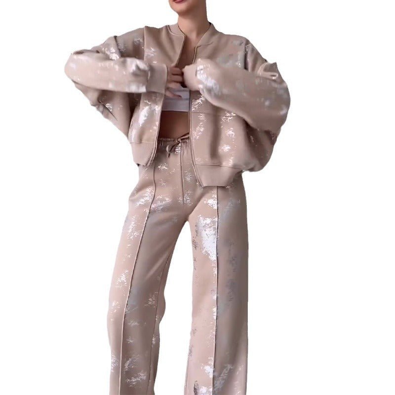 Alejandra | Modern and warm suit