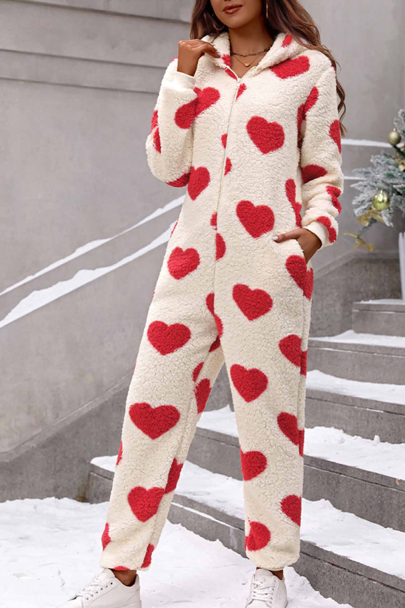 Vittoria | Plush heart jumpsuits with hood and zip