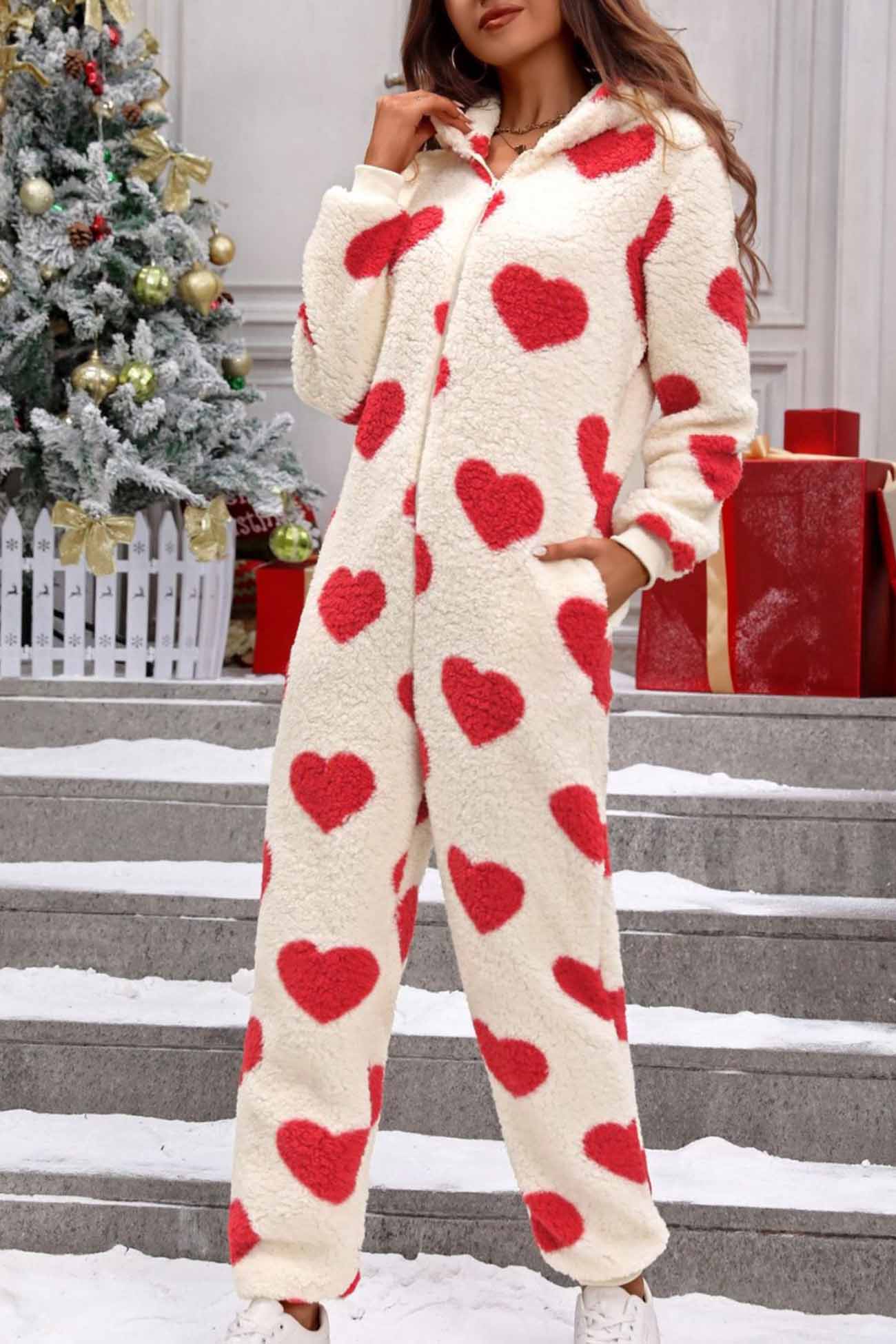 Vittoria | Plush heart jumpsuits with hood and zip