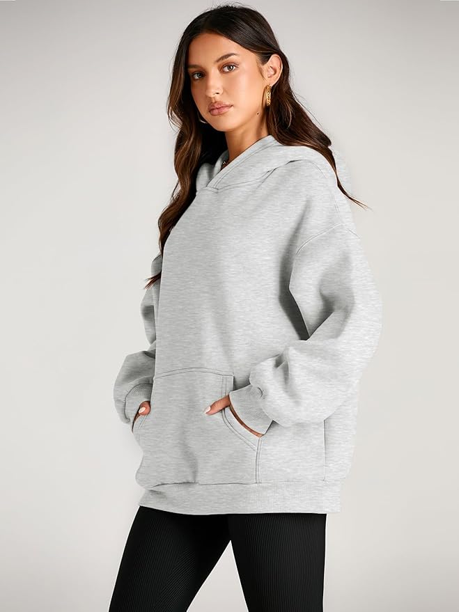 Rubí | BASIC HOODIE