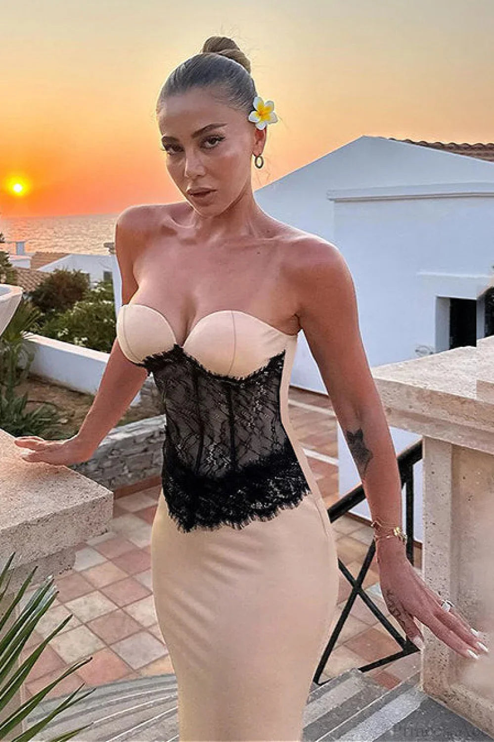 Selected Variant Image