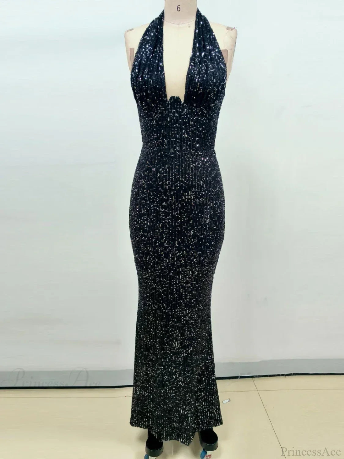 Sexy Halter Deep V Neck Sequins Green Sleeveless Backless Celebrity Party Dress
