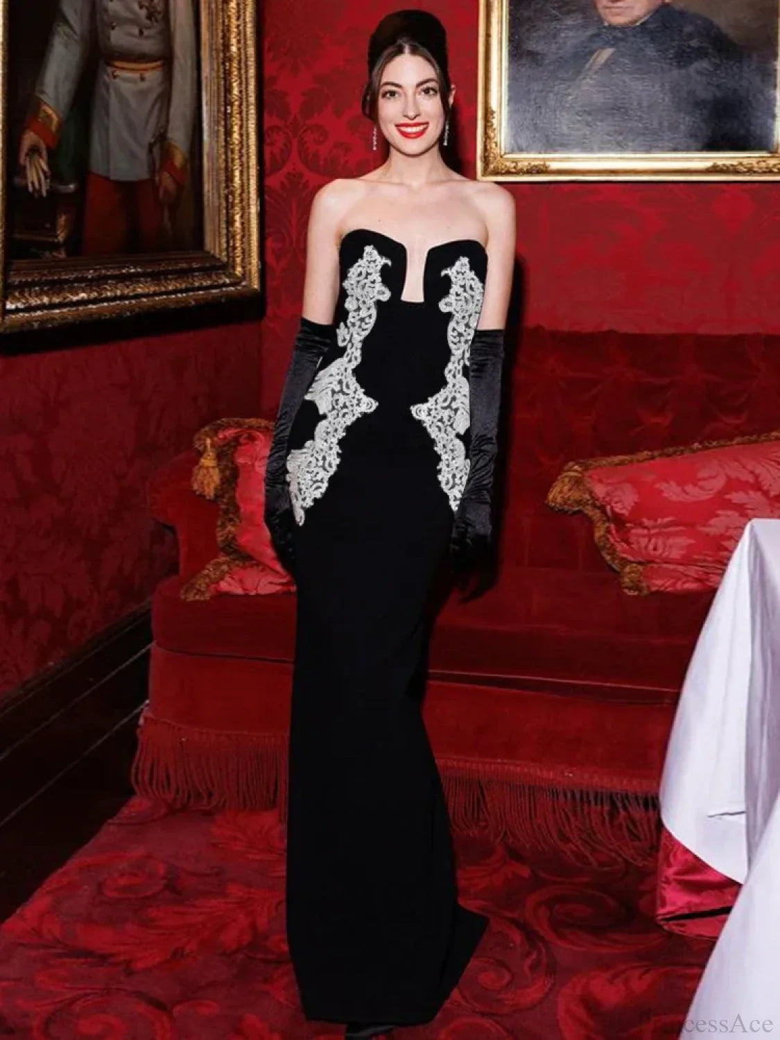 Sexy Strapless V Neck Lace Sequin Design Black Velvet Party Dress