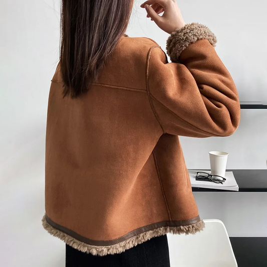 Magdalena | Classic and elegant winter shorts