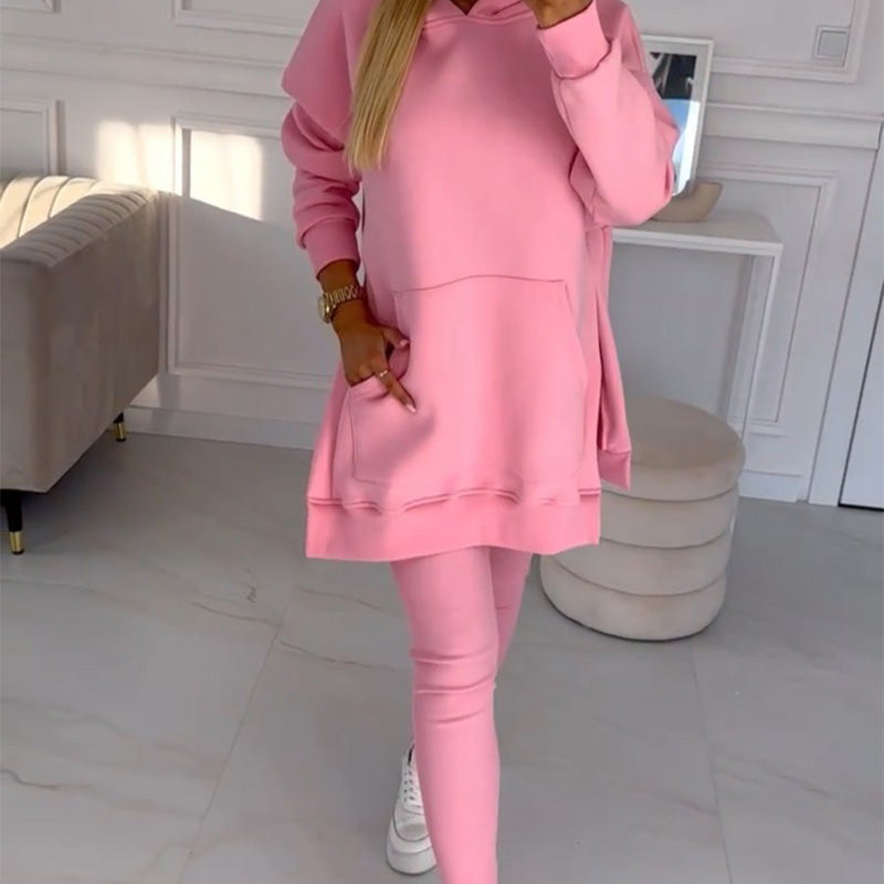 Norma | Casual and comfortable jogging suit with hood