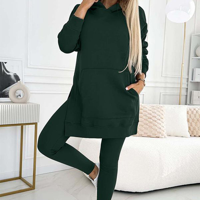 Norma | Casual and comfortable jogging suit with hood