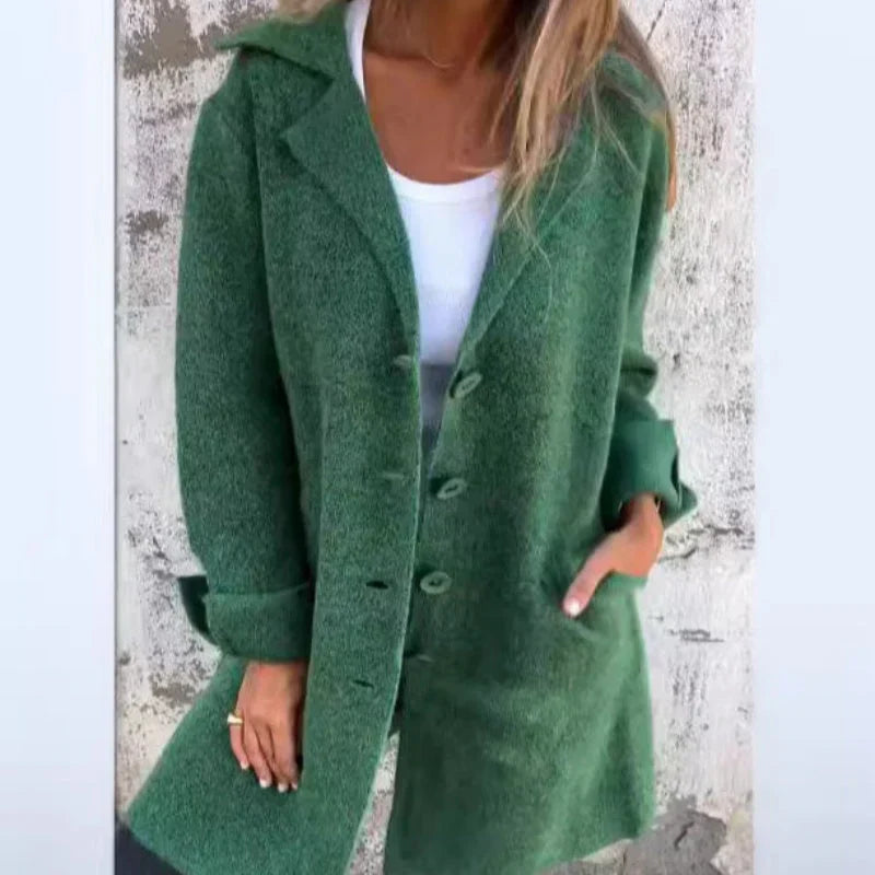 Carla | Classic and comfortable winter cardigan