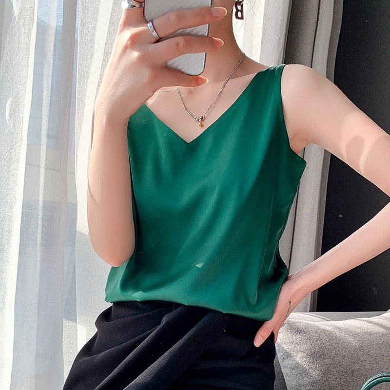 Gabriela® | Elegant top for women