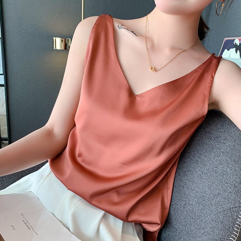 Gabriela® | Elegant top for women