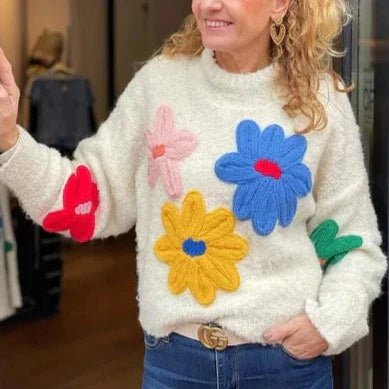 Olga | Sweater with flowers