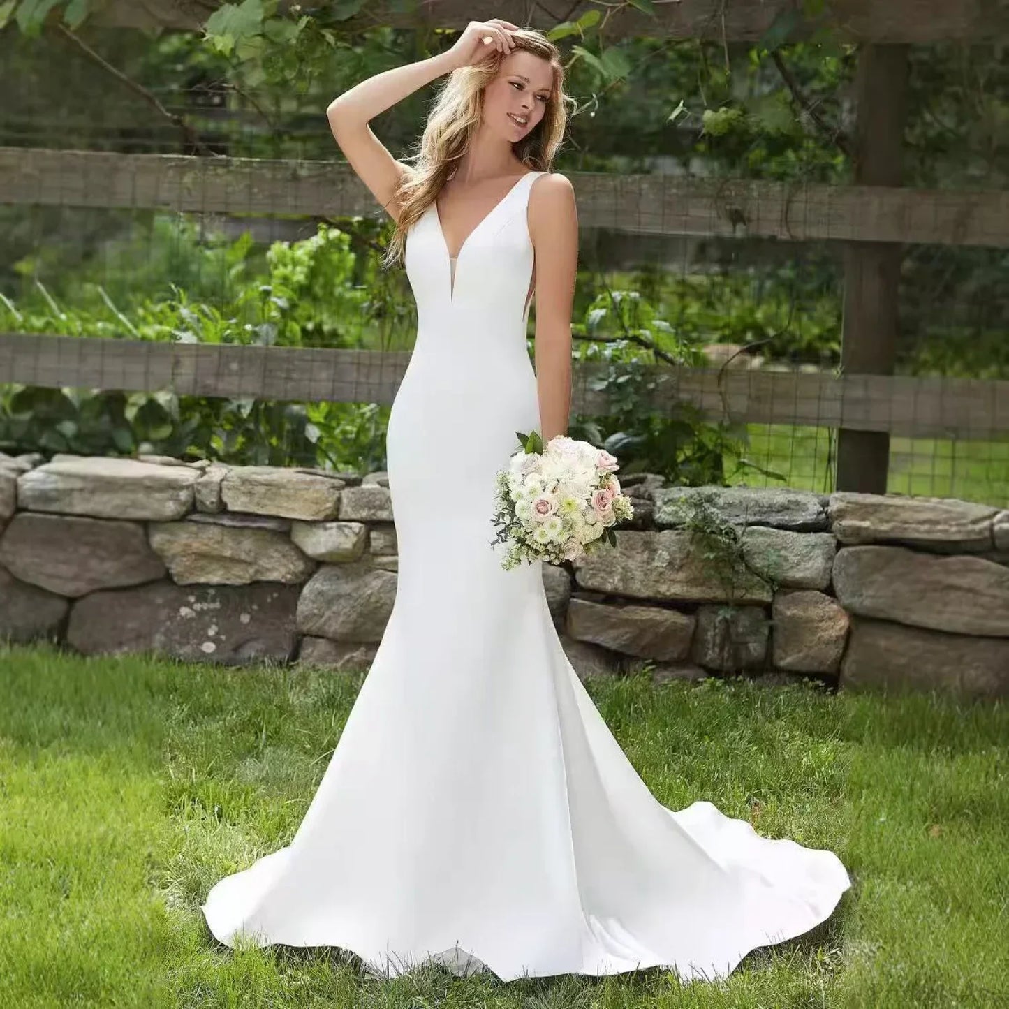 V-Neck Satin Mermaid Bridal Wedding Dress
