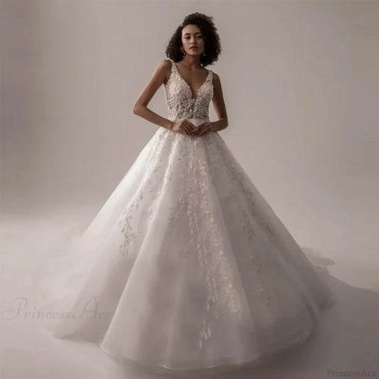 V-Neck Sleeveless Lace Wedding Dress