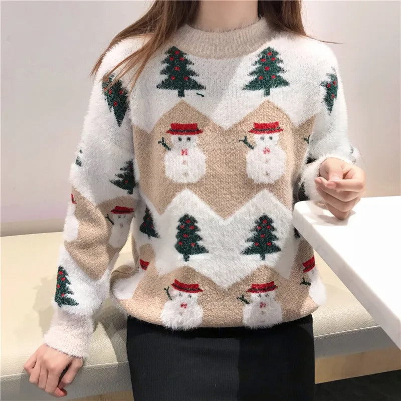 Celia | Christmas sweater with Santa Claus and Christmas tree motifs