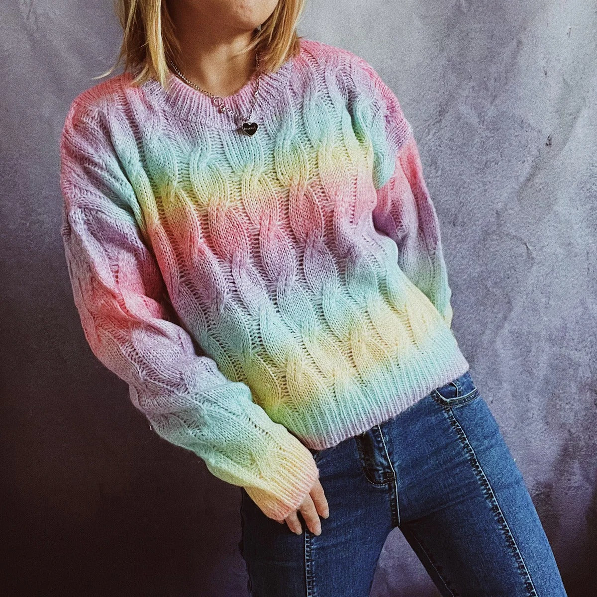 Brigitta | Women's ribbed denim sweater with a round neckline