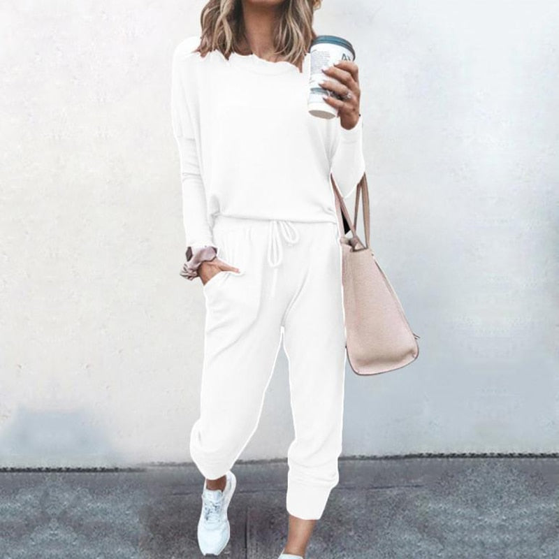 Jeanette | Comfortable soft two-piece jogging suit for women
