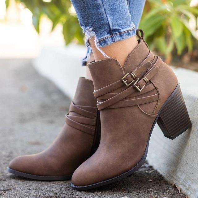 Amira | Fashionable, supportive orthopedic boots