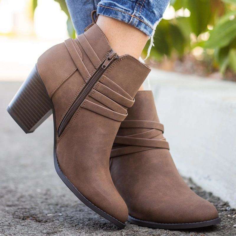 Amira | Fashionable, supportive orthopedic boots