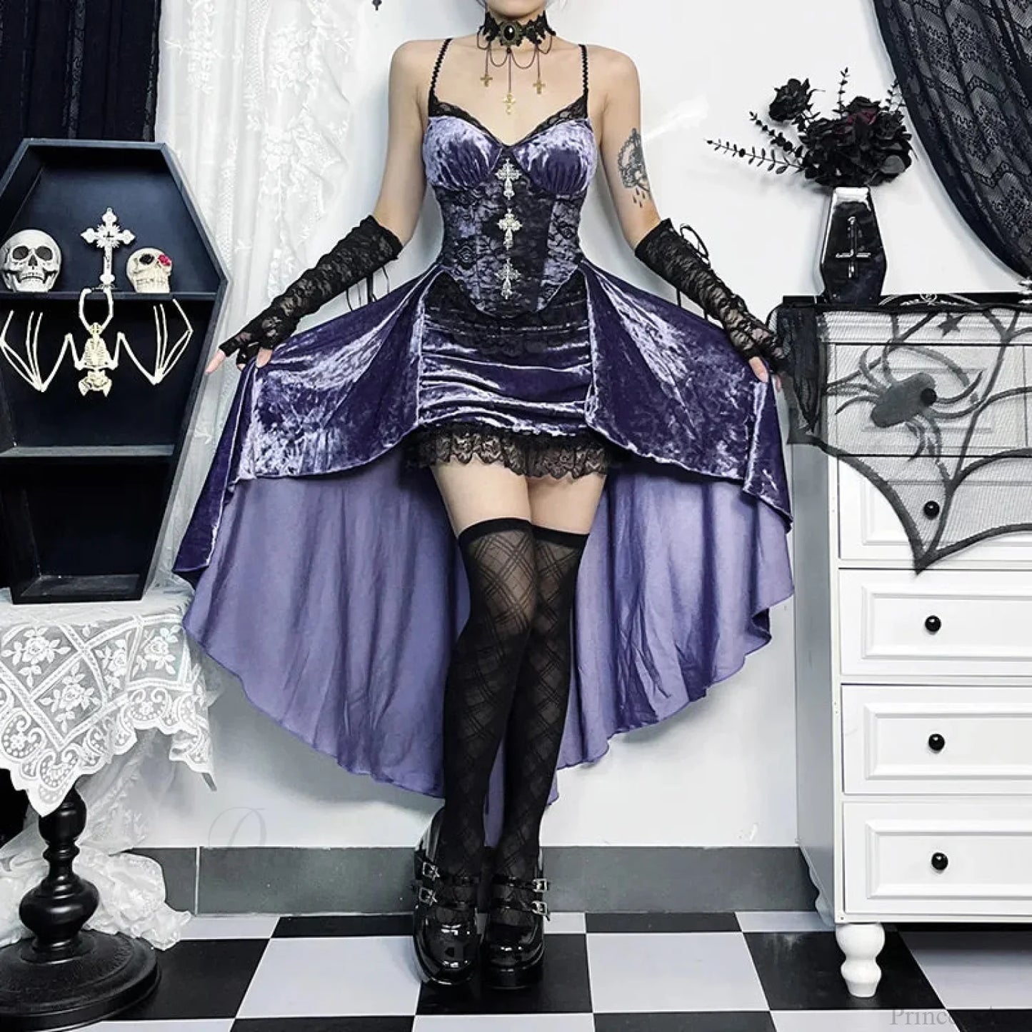 Violet Velvet Suspenders Sleek Mid-Length Dress