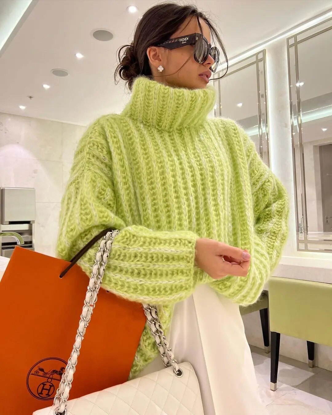 Fiona® | Elegant pullover specifically designed for women