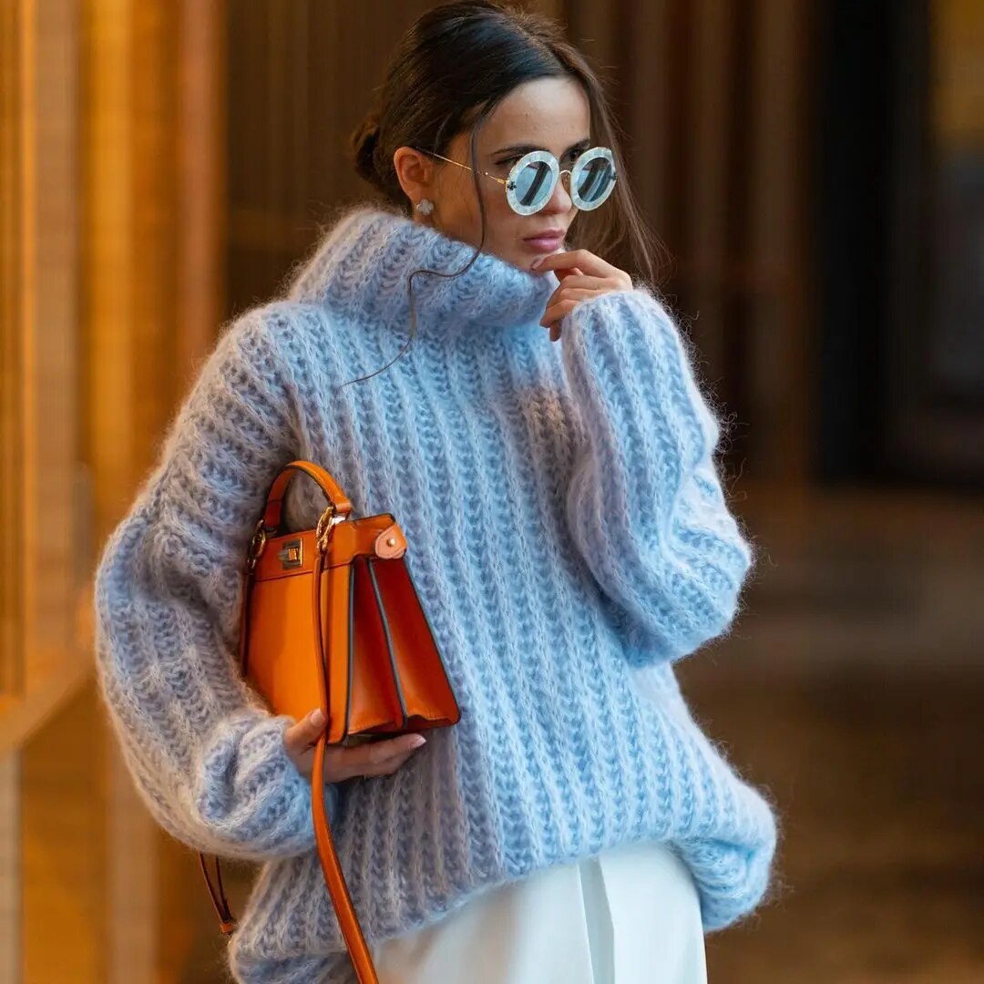 Fiona® | Elegant pullover specifically designed for women